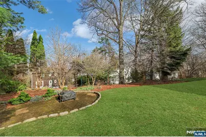 411 Fairway Drive, Leonia, NJ 07605 - Photo 4