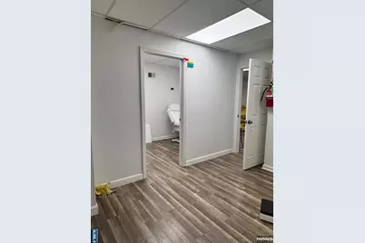 861 Main Street 1 #1, Hackensack, NJ 07601 - Photo 14