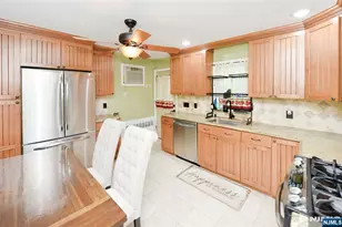 242 Prospect St, Nutley, NJ 07110 - Photo 4