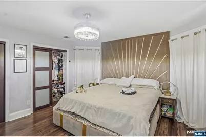 283 Hamilton Place, Hackensack, NJ 07601 - Photo 14