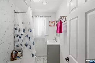 283 Hamilton Pl, Hackensack, NJ 07601 - Photo 16