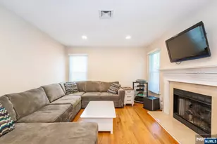7 Wayne Ct, Waldwick, NJ 07463 - Photo 16
