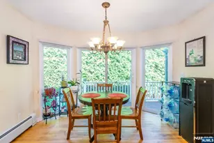 7 Wayne Ct, Waldwick, NJ 07463 - Photo 12