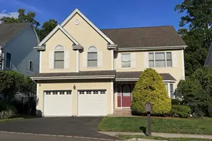 7 Wayne Ct, Waldwick, NJ 07463 - Photo 1
