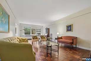 10 Crestmont Road 2N, Montclair, NJ 07042 - Photo 2