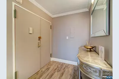 250 Gorge Road 8J #8J, Cliffside Park, NJ 07010 - Photo 10
