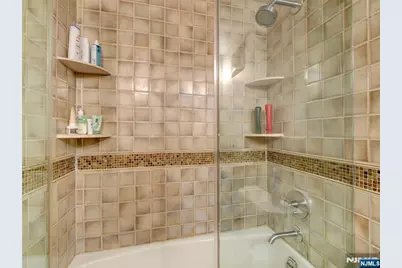 250 Gorge Road 8J #8J, Cliffside Park, NJ 07010 - Photo 20