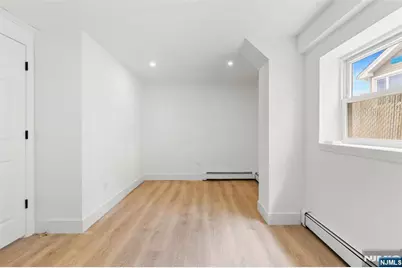302 E Harriet Avenue 1-A #1-A, Palisades Park, NJ 07650 - Photo 10