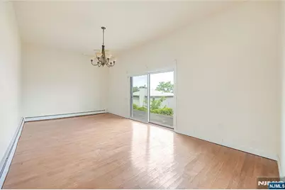 261 10th Street, Palisades Park, NJ 07650 - Photo 30
