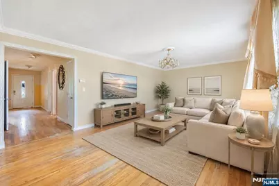 261 10th Street, Palisades Park, NJ 07650 - Photo 8