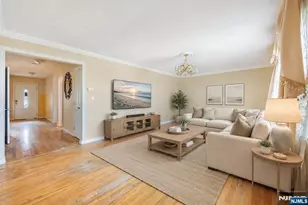 261 10th St, Palisades Park, NJ 07650 - Photo 8