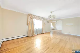 261 10th St, Palisades Park, NJ 07650 - Photo 20