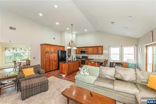101 Rolling Ridge Rd, West Milford, NJ 07480 - Photo 4