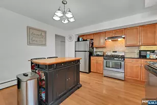 8 Cumbermeade Rd, Fort Lee, NJ 07024 - Photo 30