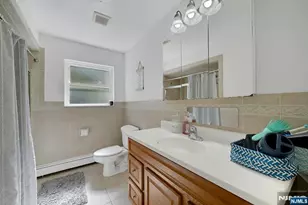 8 Cumbermeade Rd, Fort Lee, NJ 07024 - Photo 24