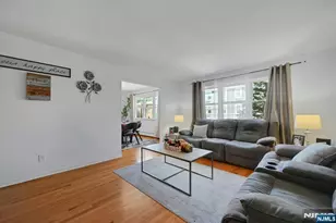 8 Cumbermeade Rd, Fort Lee, NJ 07024 - Photo 20