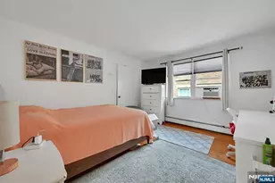 8 Cumbermeade Rd, Fort Lee, NJ 07024 - Photo 16