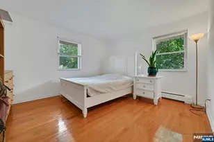 8 Cumbermeade Rd, Fort Lee, NJ 07024 - Photo 14