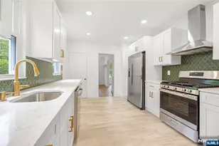 16 Clarke St, Closter, NJ 07624 - Photo 8
