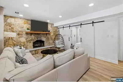 149 Sherwood Drive, Ramsey, NJ 07446 - Photo 14