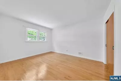 516 Knickerbocker Road, Cresskill, NJ 07626 - Photo 18