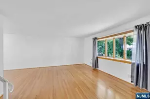516 Knickerbocker Rd, Cresskill, NJ 07626 - Photo 12