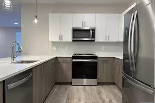 205-211 Stuyvesant Ave 302, Lyndhurst Township, NJ 07071 - Photo 4