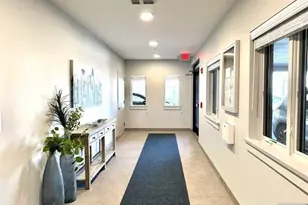 205-211 Stuyvesant Ave 302, Lyndhurst Township, NJ 07071 - Photo 2