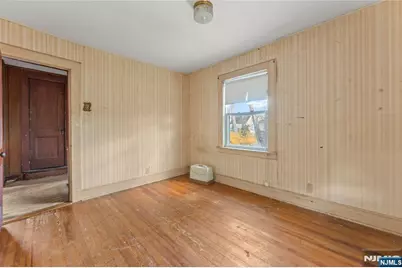 101 Reid Avenue, Passaic, NJ 07055 - Photo 16