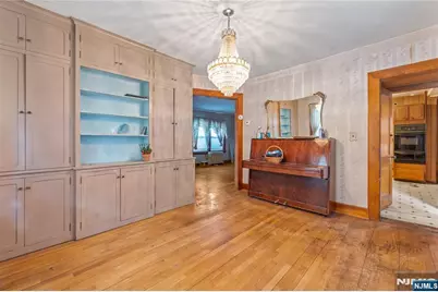 101 Reid Avenue, Passaic, NJ 07055 - Photo 6