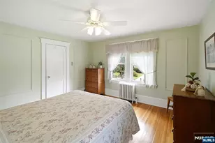 156 Larch Ave, Teaneck Township, NJ 07666 - Photo 18