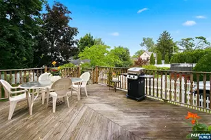 156 Larch Ave, Teaneck Township, NJ 07666 - Photo 28