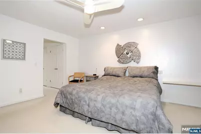 30 Reagan Way 530A #530A, Washington Township, NJ 07676 - Photo 28