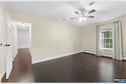 364 Ridgewood Avenue 3 #3, Ridgewood, NJ 07450 - Photo 14