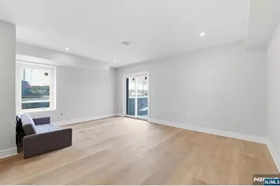138A Weigands Lane A #A, Secaucus, NJ 07094 - Photo 26