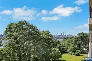 1 Horizon Road 632, Fort Lee, NJ 07024 - Photo 4