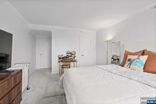 60 Parkway Dr 12A, East Orange, NJ 07017 - Photo 24