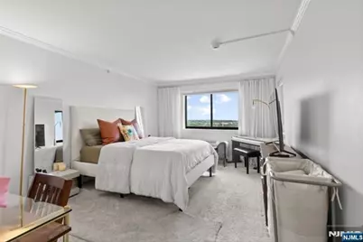 60 Parkway Drive 12A #12A, East Orange, NJ 07017 - Photo 26