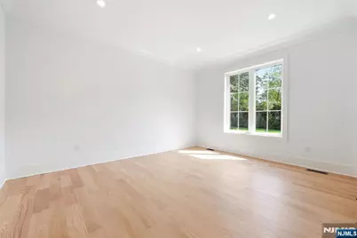 432 Glendale Road, Wyckoff Township, NJ 07481 - Photo 28