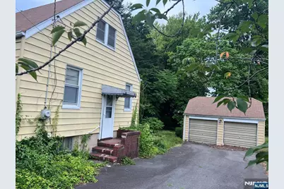 865 Spring Valley Road, Maywood, NJ 07607 - Photo 2