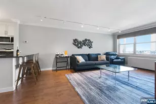 2000 Linwood Ave 15P, Fort Lee, NJ 07024 - Photo 12