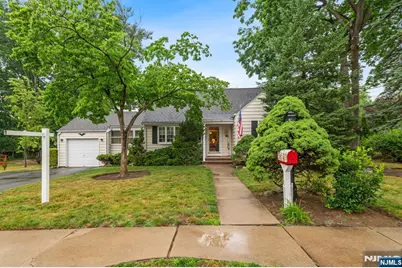 14 Poplar Street, Dumont, NJ 07628 - Photo 2