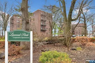 3050 Edwin Ave 3F, Fort Lee, NJ 07024 - Photo 14