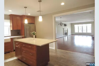 456 Glen Avenue A #A, Palisades Park, NJ 07650 - Photo 14