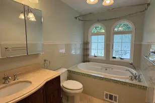 274 Elm Ave, Hackensack, NJ 07601 - Photo 10