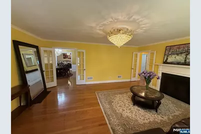 274 Elm Avenue, Hackensack, NJ 07601 - Photo 14