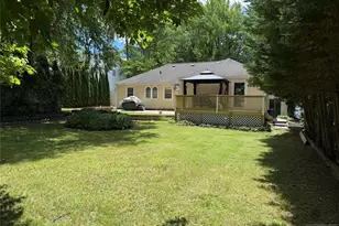 274 Elm Ave, Hackensack, NJ 07601 - Photo 4