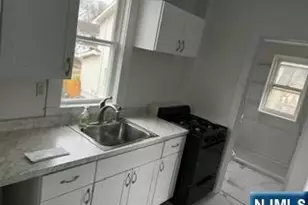 166 Rochelle 2, Rochelle Park Township, NJ 07652 - Photo 2