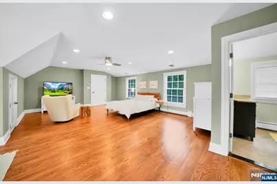 222 Deepbrook Road, Wyckoff Township, NJ 07481 - Photo 38