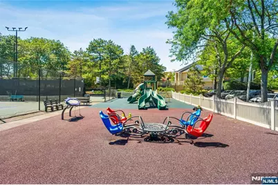 261 Sunset Key, Secaucus, NJ 07094 - Photo 34